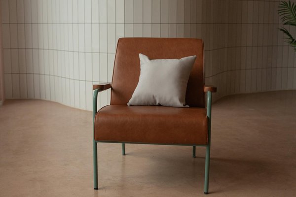 Revitalize your london flat with a gorgeous green living wall: insider tips and expert secrets unveiled